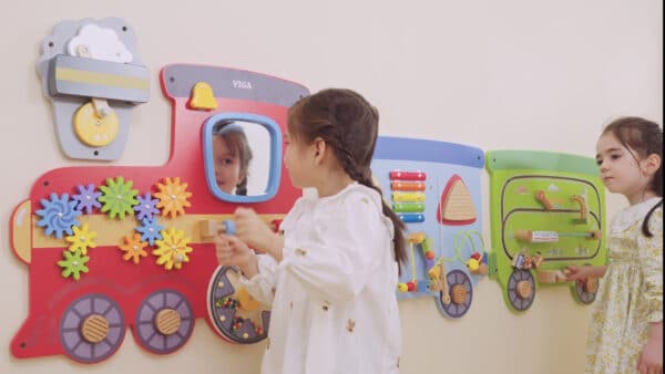 VIGA Drewniana Tablica Sensoryczna-Manipulacyjna EDU Pociąg - 006
