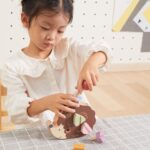 Układanka Drewniana Jeżyk Wkręcanie Śrubek PolarB Viga Montessori - 003