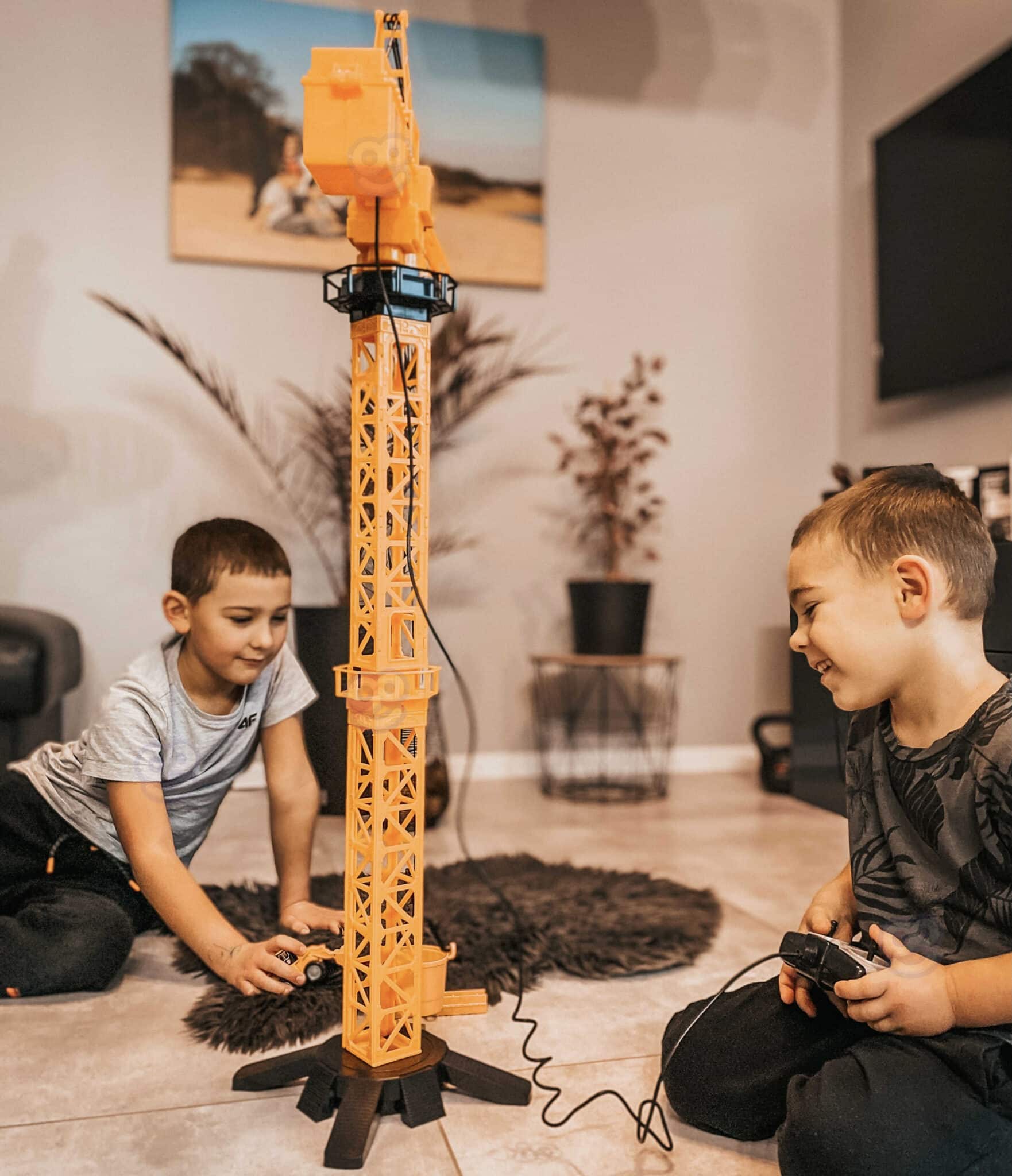 WOOPIE Dźwig Żuraw Zdalnie Sterowany 103 cm R/C Ciężarówka Koparka  + 4 Akc. - 006