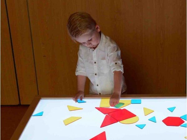 Kolorowe kształty geometryczne Masterkidz - Zestaw na stół świetlny - 002