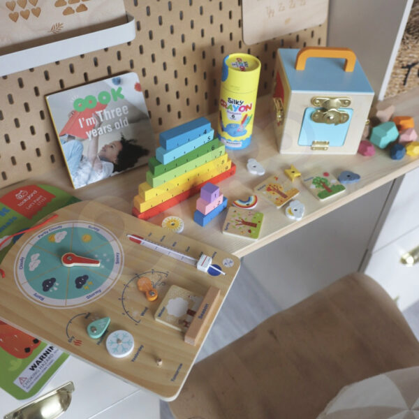 Drewniane centrum edukacyjne 6w1 Tooky Toy - Pudełko Montessori - 005