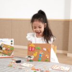 Kreatywna Przybijanka Korkowa z Młotkiem Farma Viga Montessori - 003