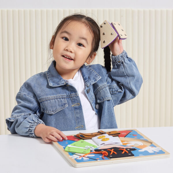 Drewniana tablica manipulacyjna klamry zamki magik Montessori - Viga - 002