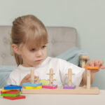 VIGA Drewniane klocki z sorterem kształtów Montessori - 002