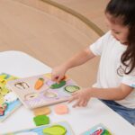 Drewniana Układanka Montessori Viga - Warzywa 2w1 z Figurkami - 002