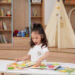 Drewniana Układanka Montessori Viga - Warzywa 2w1 z Figurkami - 003
