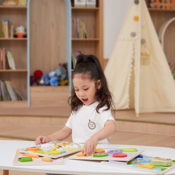 Drewniana Układanka Montessori Viga - Warzywa 2w1 z Figurkami - 003