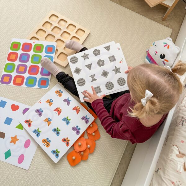 Drewniana Tablica Memory z Wymiennymi Kartami 10w1 Montessori Viga - 010