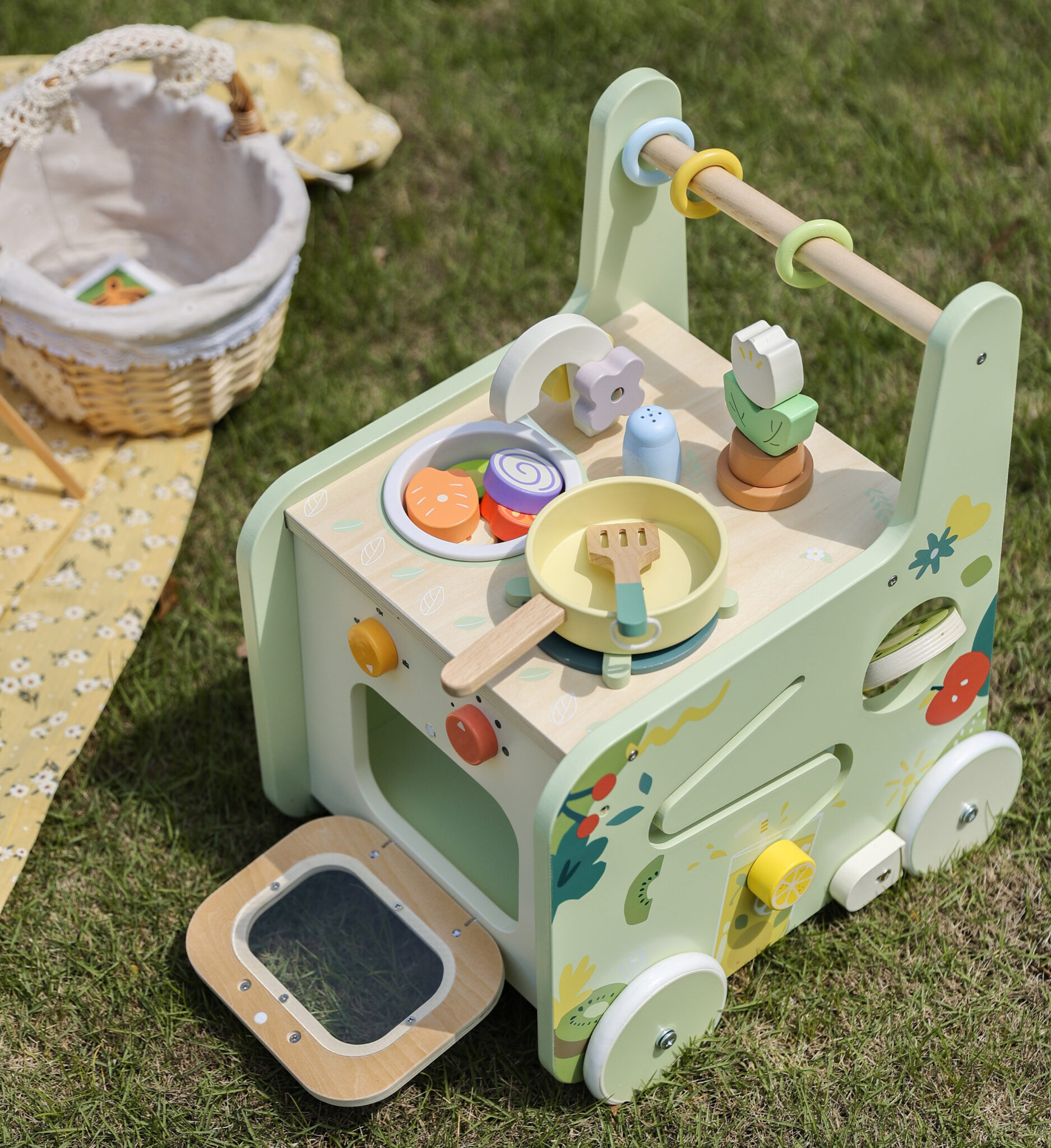 Drewniany pchacz edukacyjny 2w1 Kuchnia Montessori Classic World - 004