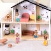 TOOKY TOY Drewniany Domek dla Lalek z Akcesoriami i Rodzinką 20 el. - 004