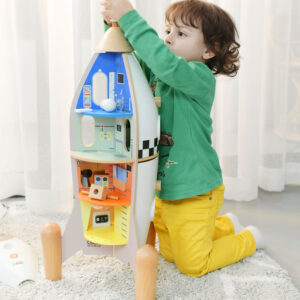 CLASSIC WORLD Drewniana Rakieta Domek dla Dzieci + Figurki 51el. - 009