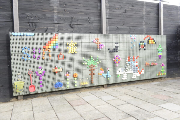 MASTERKIDZ Panel Ścienny Tablica Naukowa Kreatywna STEM Tablica na zewnątrz Outdoor + Panel Monatażowy 120x80cm - 005