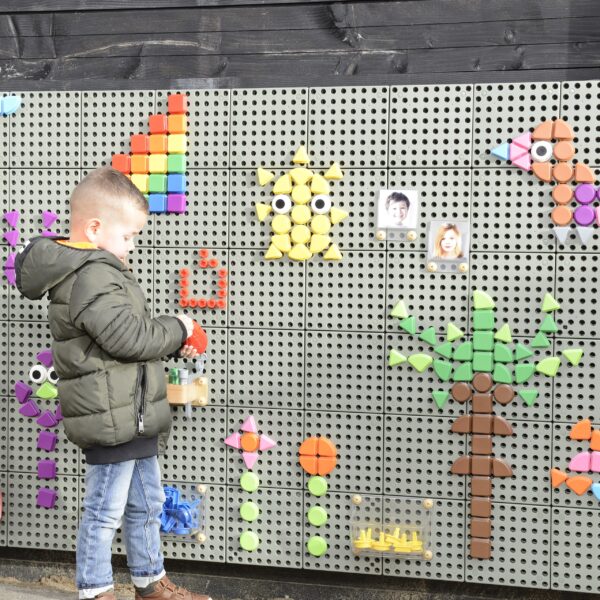 MASTERKIDZ Zestaw Kołeczki w kształcie figur geometrycznych 64szt do tablic STEM - 002