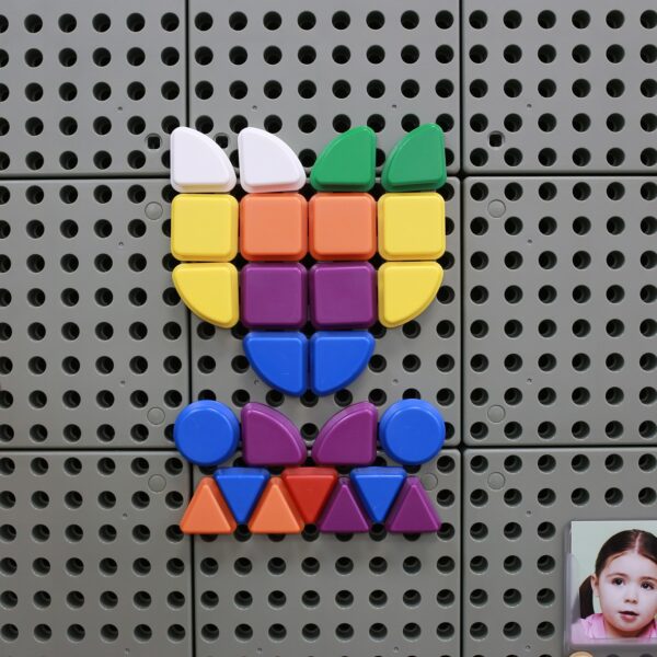MASTERKIDZ Zestaw Kołeczki w kształcie figur geometrycznych 64szt do tablic STEM - 005