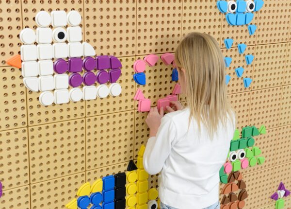 MASTERKIDZ Zestaw Kołeczki w kształcie figur geometrycznych 64szt do tablic STEM - 012