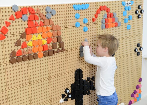 MASTERKIDZ Zestaw Kołeczki w kształcie figur geometrycznych 64szt do tablic STEM - 013