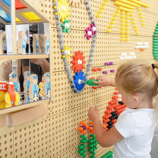 MASTERKIDZ Tablica Ścienna Koła Zębate i Łańcuch 79 El. Zbuduj własny mechanizm - 006