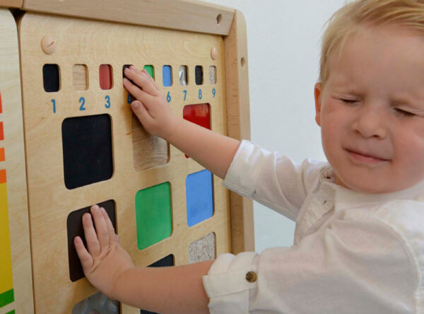 MASTERKIDZ Tablica Edukacyjna Rozpoznawanie Materiałów Faktur Zmysł Dotyku - 004