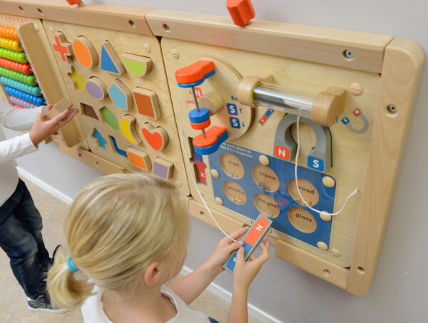 MASTERKIDZ Nauka o Przyciąganiu Magnetycznym - Ścienna Tablica Edukacyjna Flex Montessori - 003
